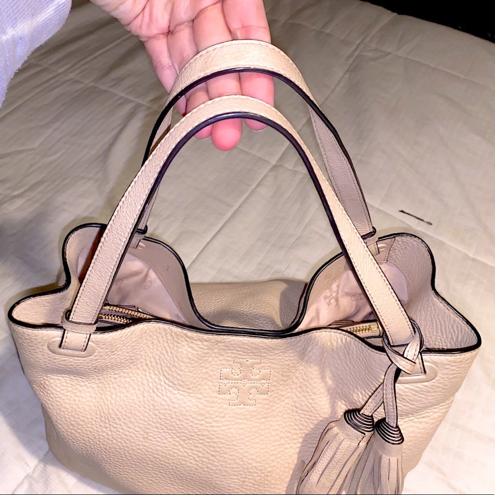 Authentic Tory Burch leather tote with tassels - Picture 3 of 5